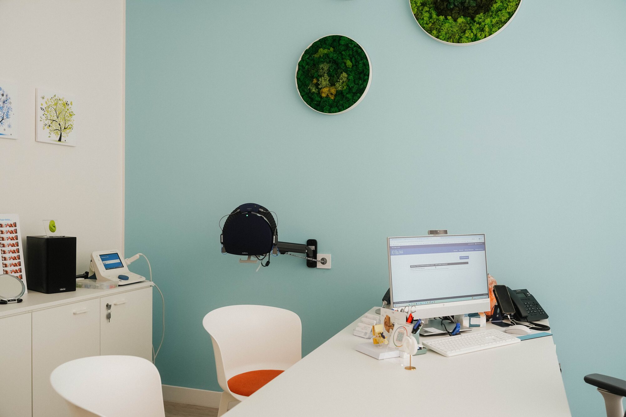 Studio audiometrico Otosense — cabina silente per acufenometria.